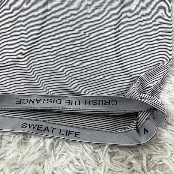 Lululemon Swiftly Tech Tank Hyper Stripe Black White - Picture 2 of 4